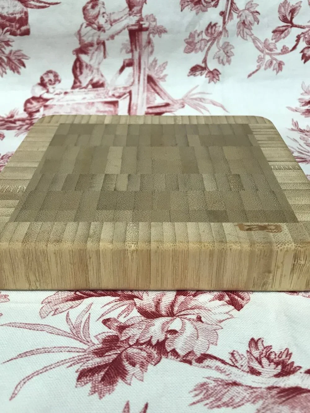 Tag Small Wood Cutting Board